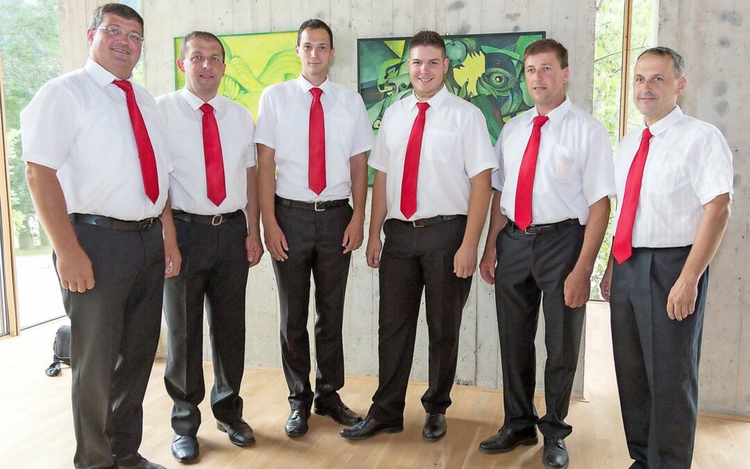 Povabilo na jubilejni koncer – 30 let zbora Lomski fantje
